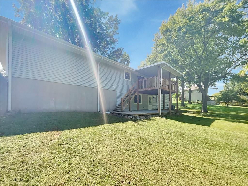 2100 Thunderbird Drive — photo 20