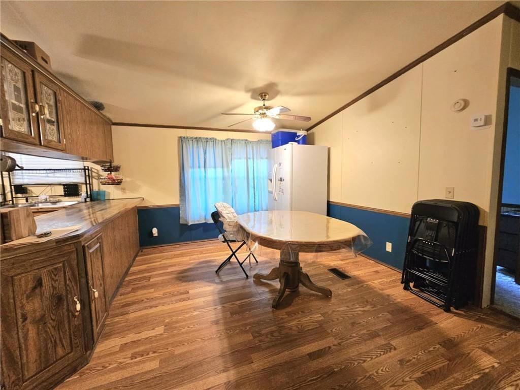 103 W Willow Street — photo 6