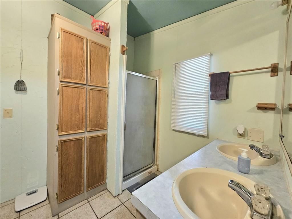 103 W Willow Street — photo 10