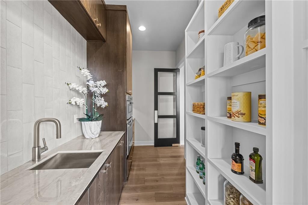 17012 Rosehill Street — photo 28