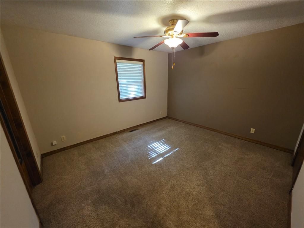 Photo 12 of 21 - 1804 N Cedar Street