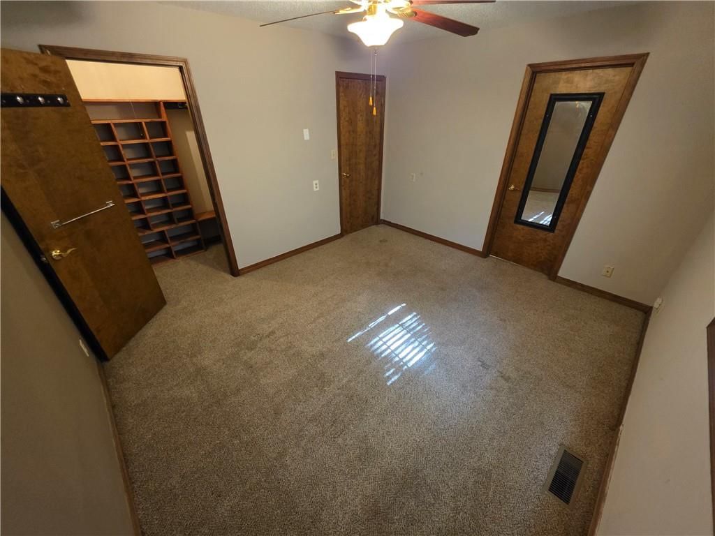 Photo 13 of 21 - 1804 N Cedar Street