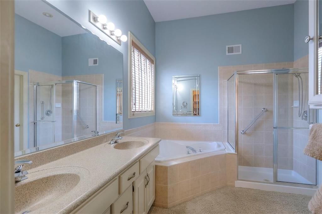 2737 S BRECKENRIDGE Drive — photo 22