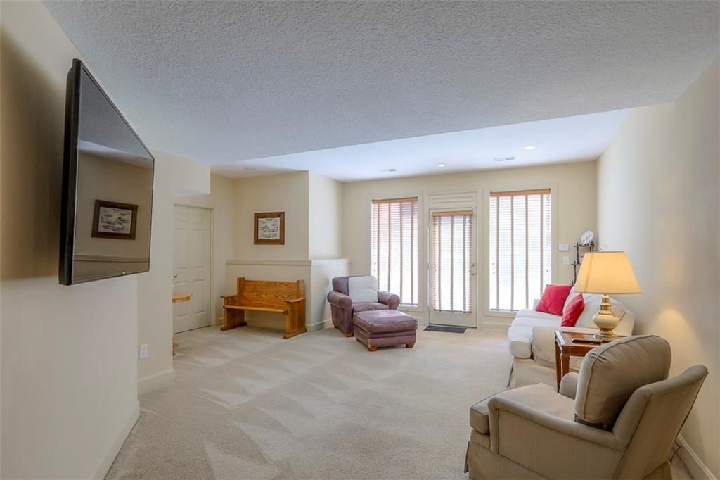 2737 S BRECKENRIDGE Drive — photo 26