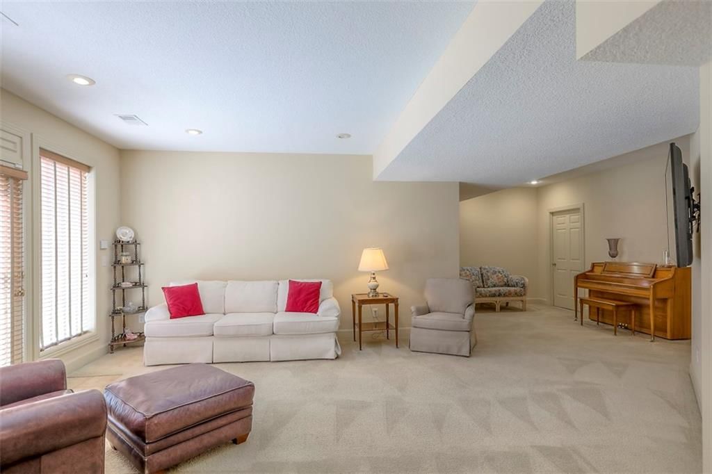 2737 S BRECKENRIDGE Drive — photo 27