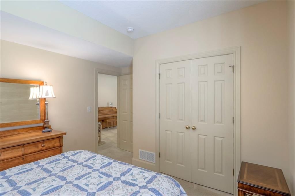 2737 S BRECKENRIDGE Drive — photo 30