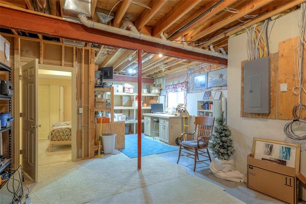 2737 S BRECKENRIDGE Drive — photo 32