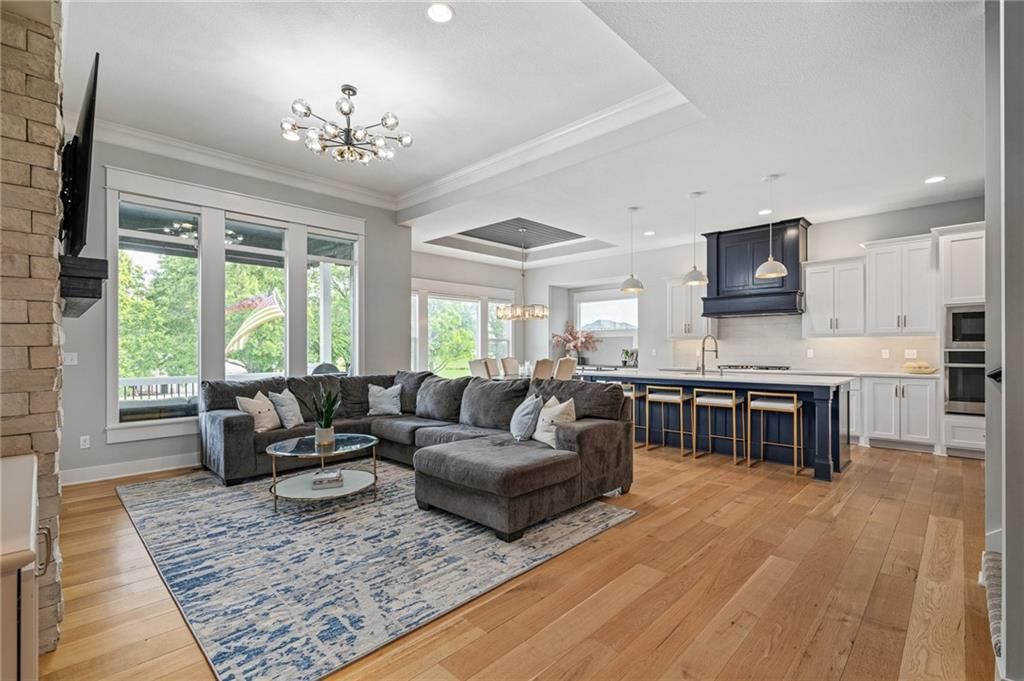 18309 Monrovia Street — photo 11