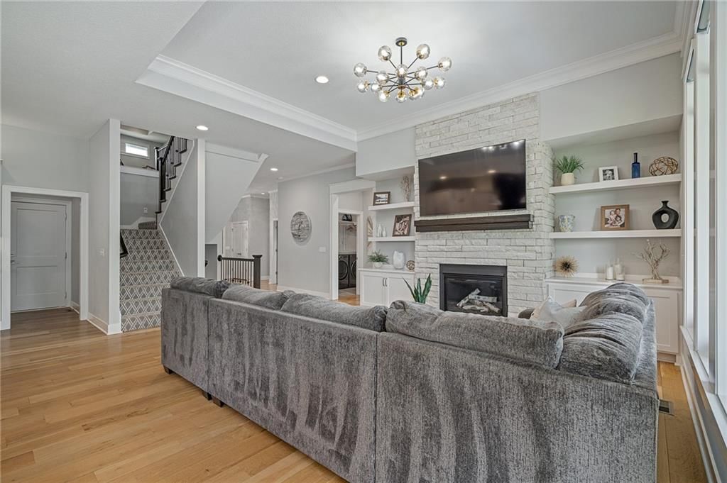 18309 Monrovia Street — photo 15