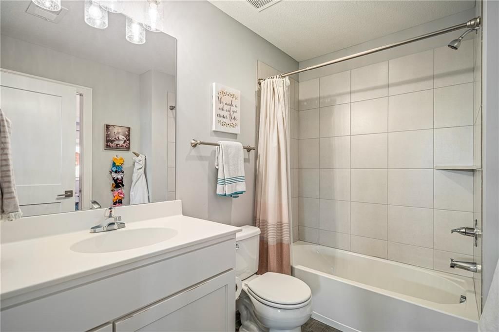 18309 Monrovia Street — photo 47