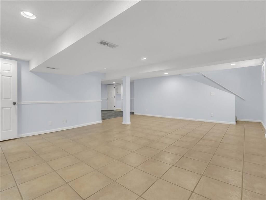 801 NE FAIRWAY HOMES Court — photo 17