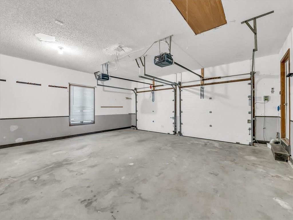 801 NE FAIRWAY HOMES Court — photo 22