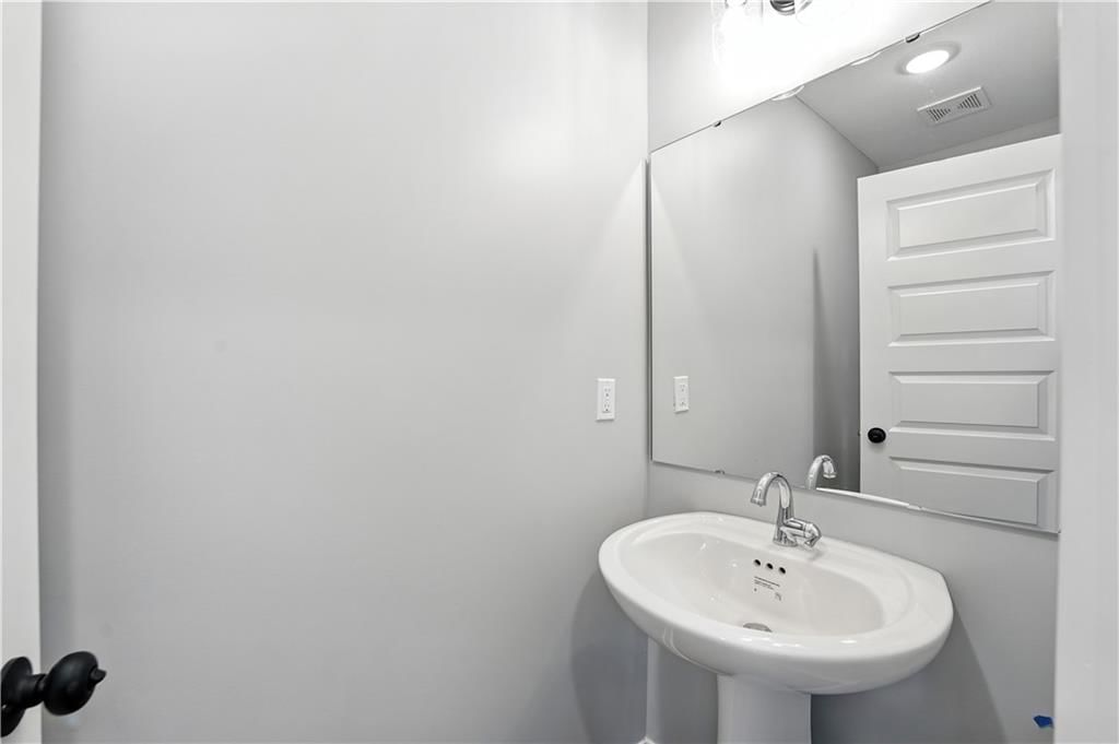 707 Glenn Circle — photo 21