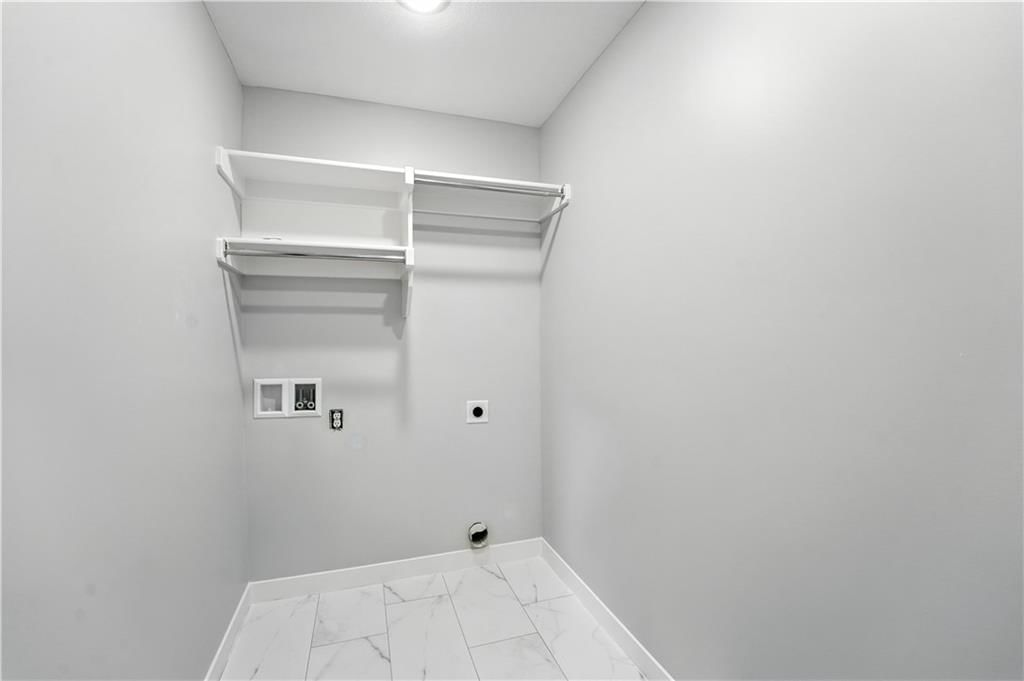 707 Glenn Circle — photo 26