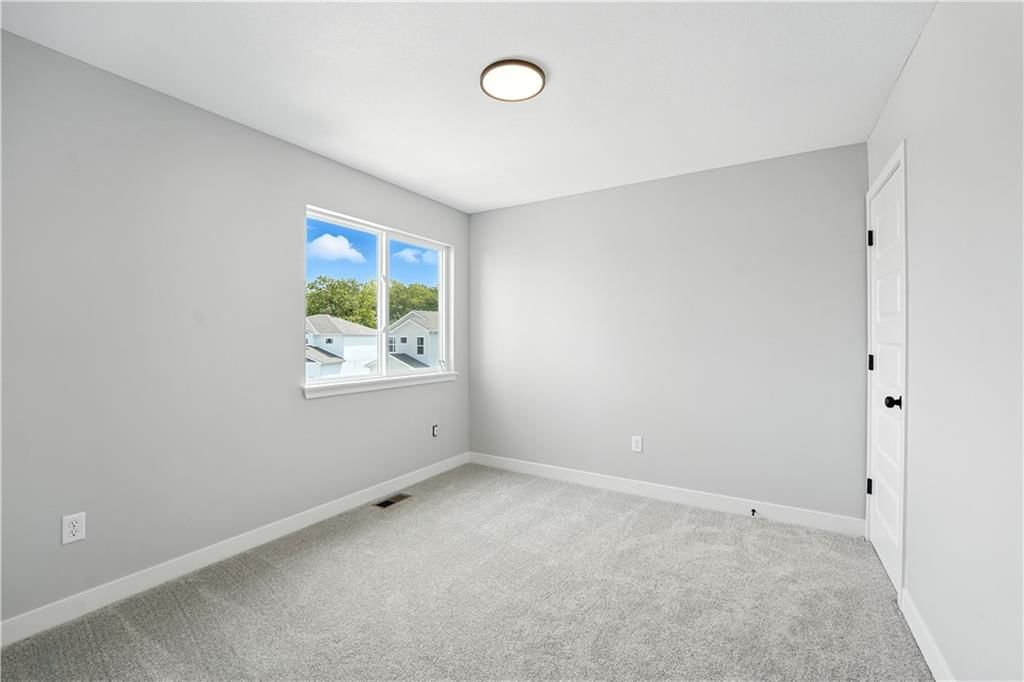 707 Glenn Circle — photo 31