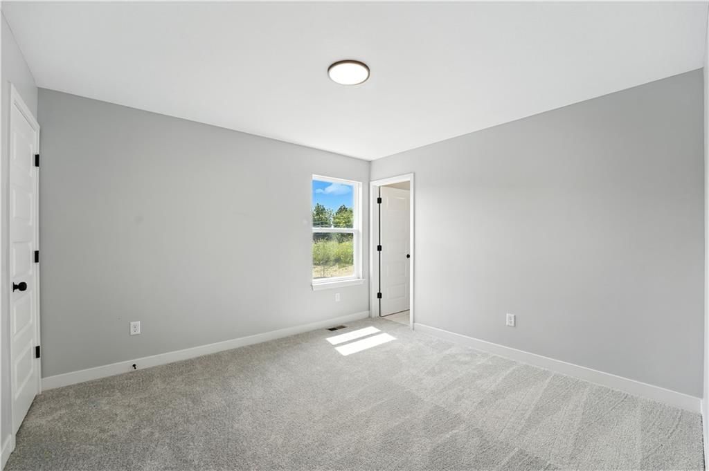 707 Glenn Circle — photo 32