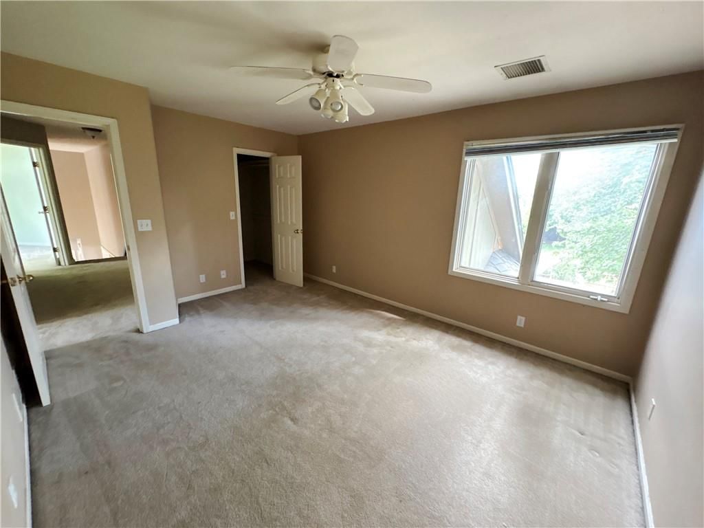 Photo 33 of 33 - 4553 W 138th Terrace