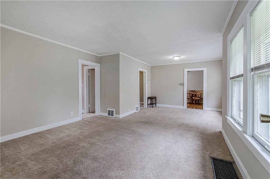 2230 E Gregory Boulevard — photo 6