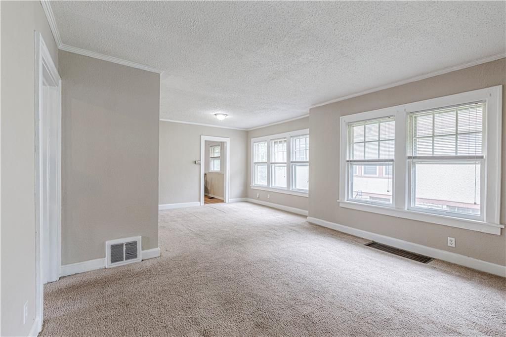 2230 E Gregory Boulevard — photo 8