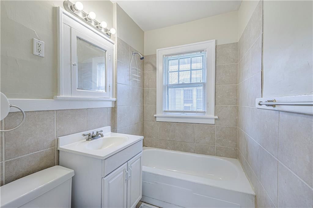 2230 E Gregory Boulevard — photo 12