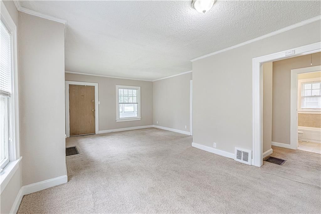 2230 E Gregory Boulevard — photo 14