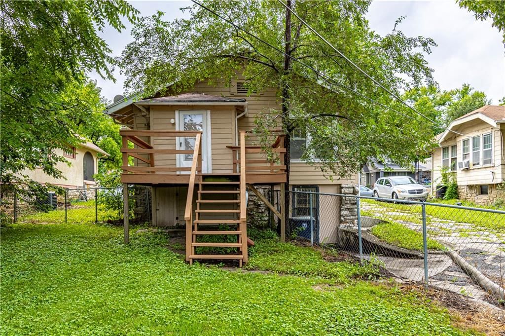 2230 E Gregory Boulevard — photo 26