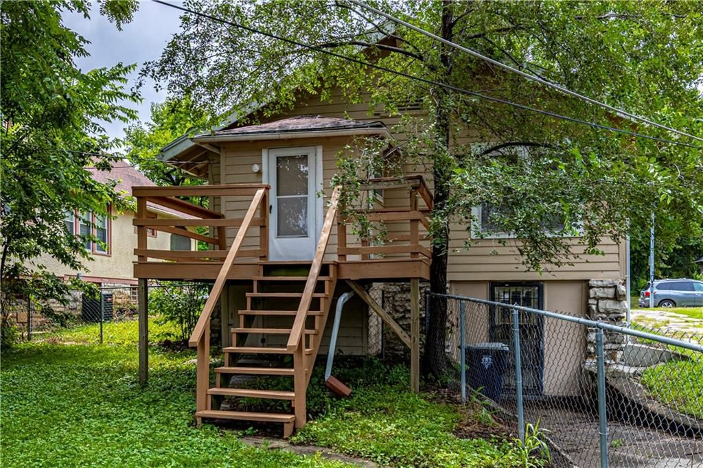 2230 E Gregory Boulevard — photo 28