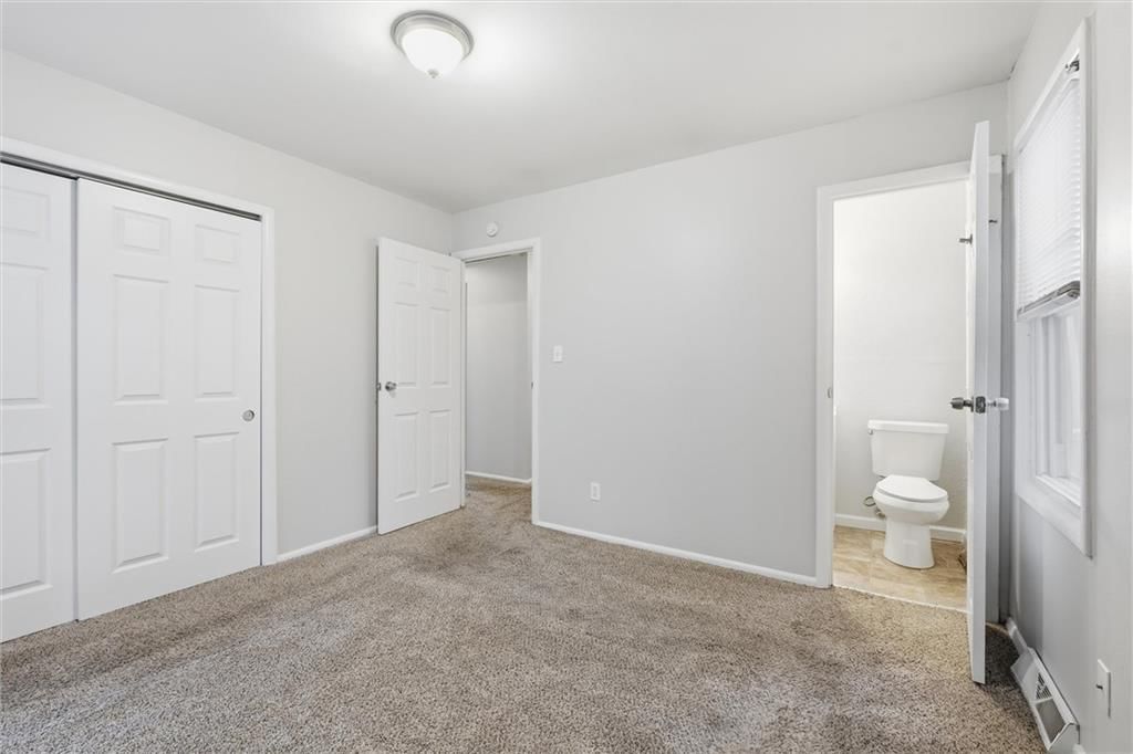 11216 Herrick Avenue — photo 11