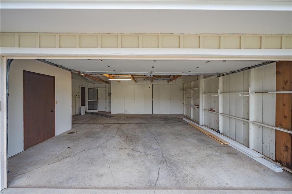 111 N Edgewood Drive — photo 18
