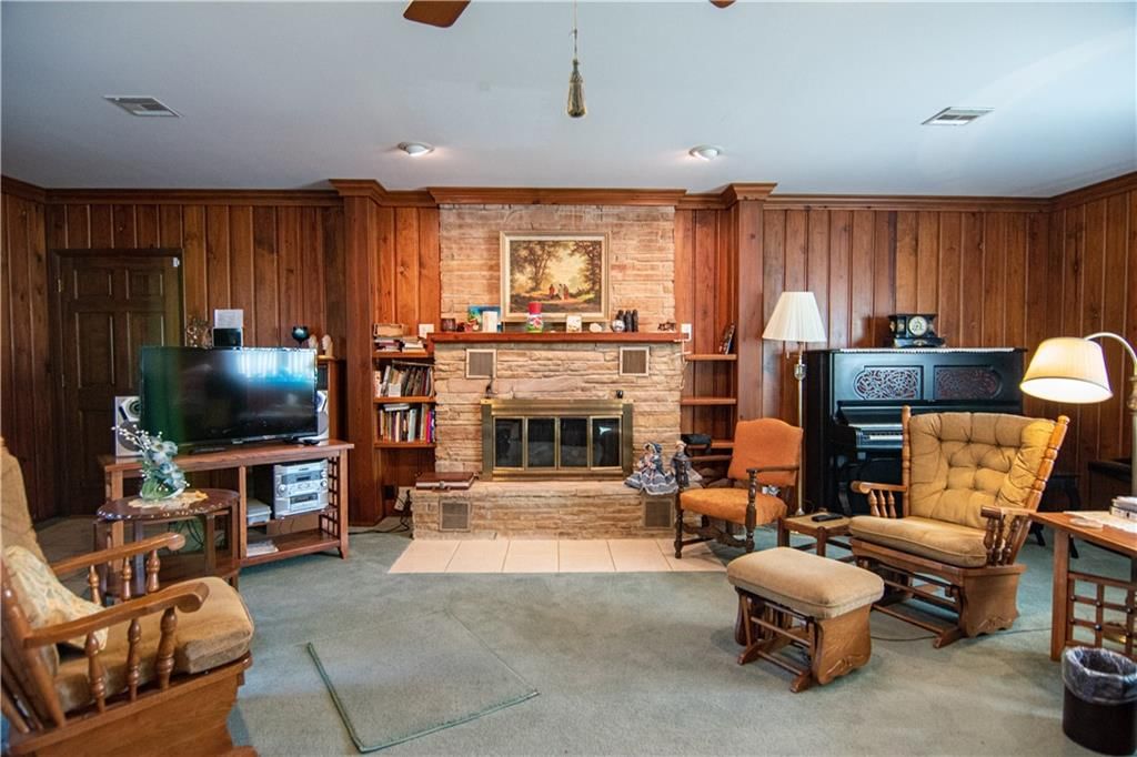 111 N Edgewood Drive — photo 22