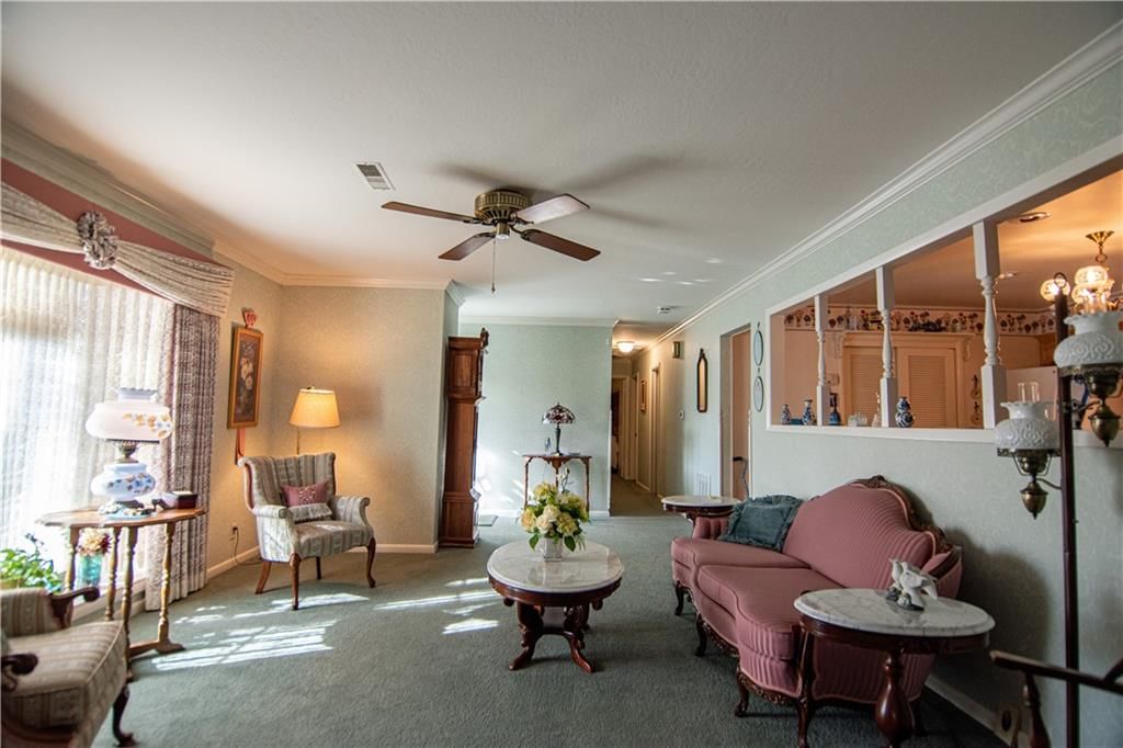 111 N Edgewood Drive — photo 29