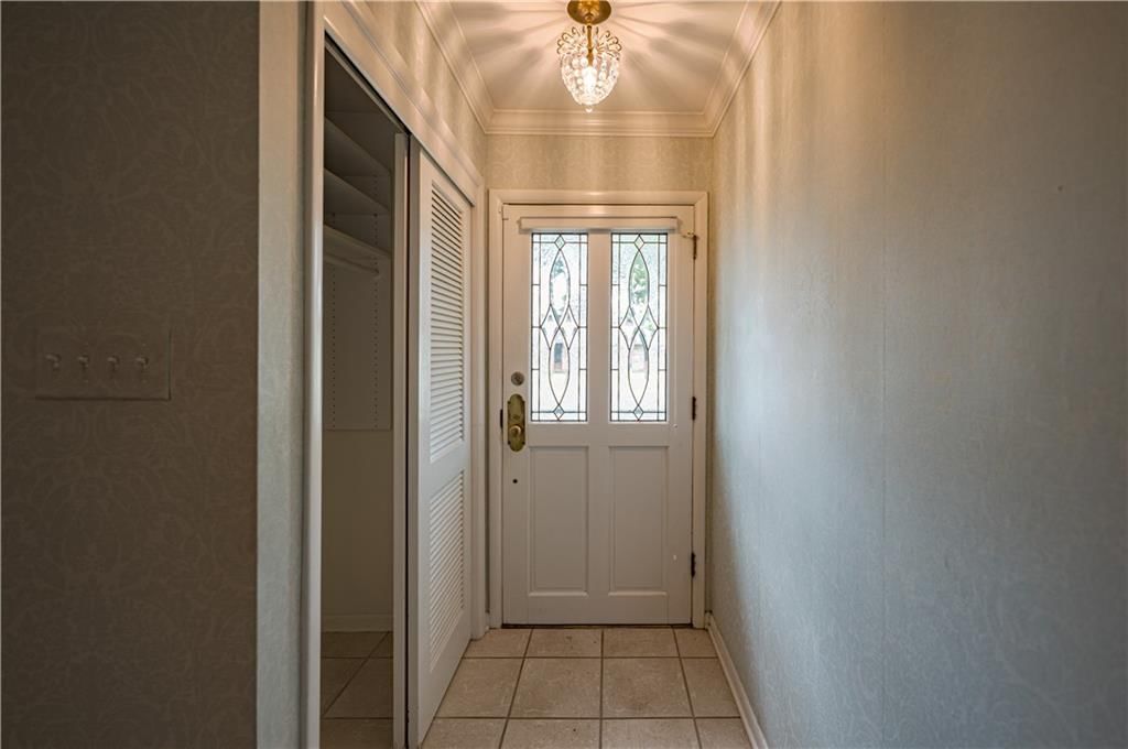 111 N Edgewood Drive — photo 37