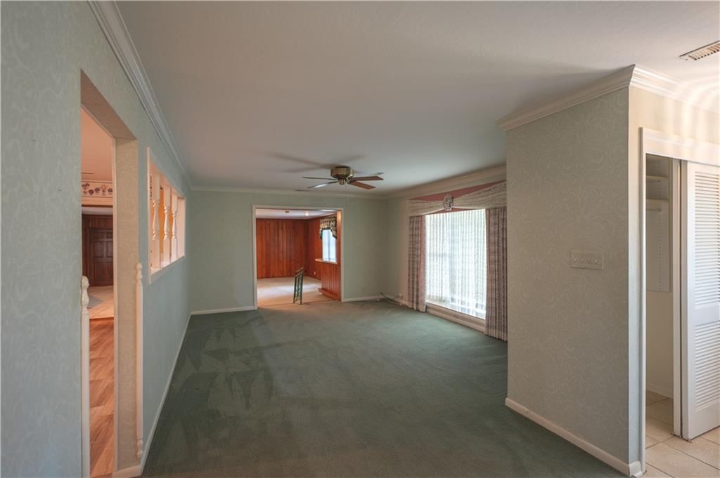 111 N Edgewood Drive — photo 38