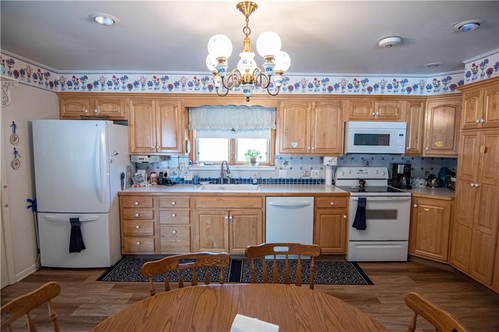 111 N Edgewood Drive — photo 42