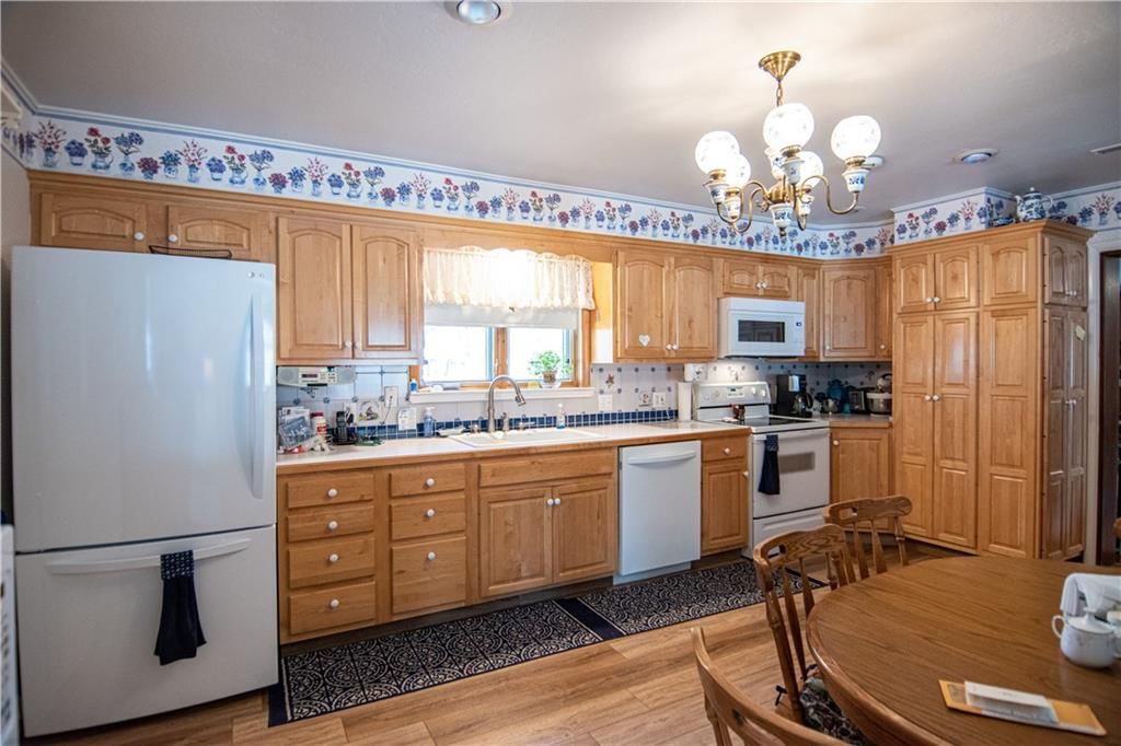 111 N Edgewood Drive — photo 44