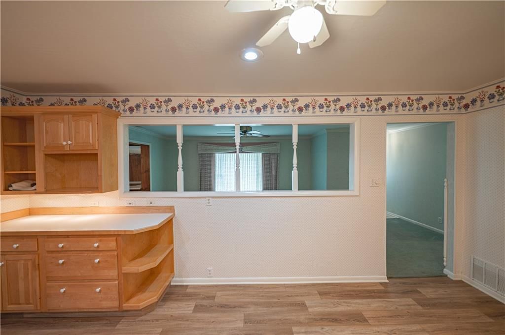 111 N Edgewood Drive — photo 47