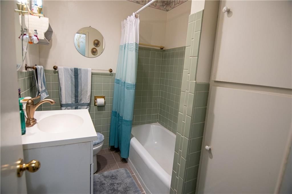 111 N Edgewood Drive — photo 56