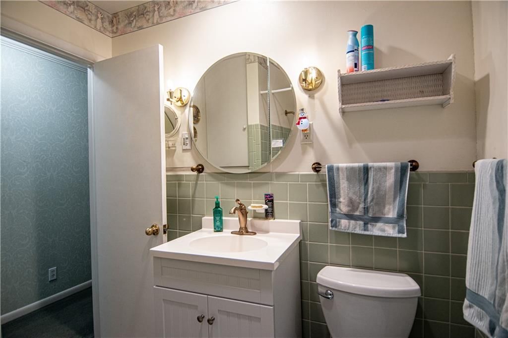 111 N Edgewood Drive — photo 59