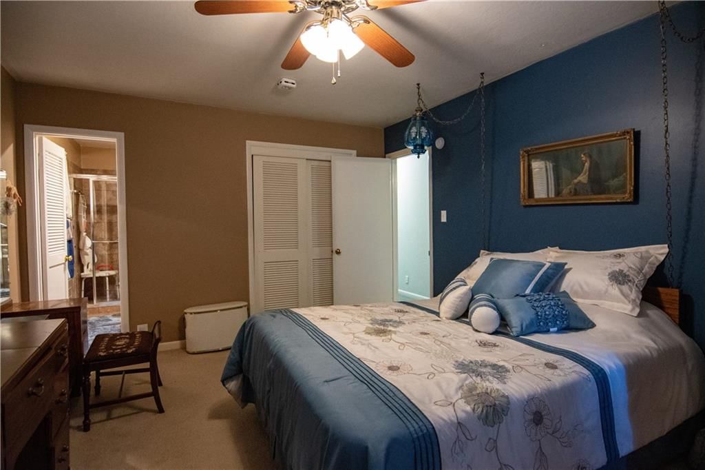 111 N Edgewood Drive — photo 77