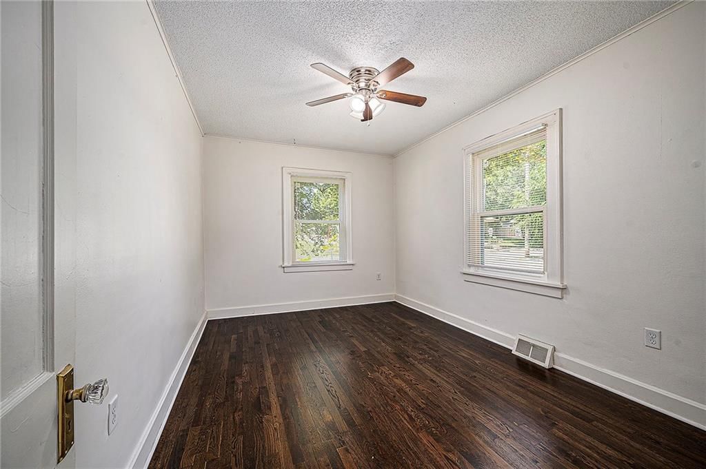 4401 Lloyd Street — photo 12