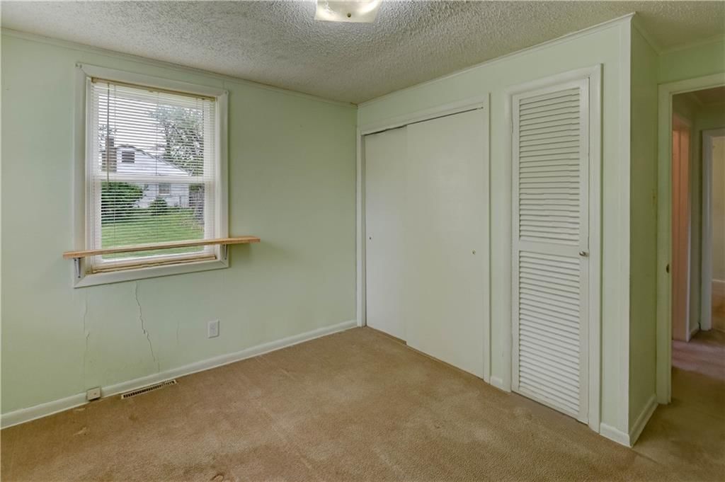 Photo 9 of 35 - 5300 Hardy Avenue