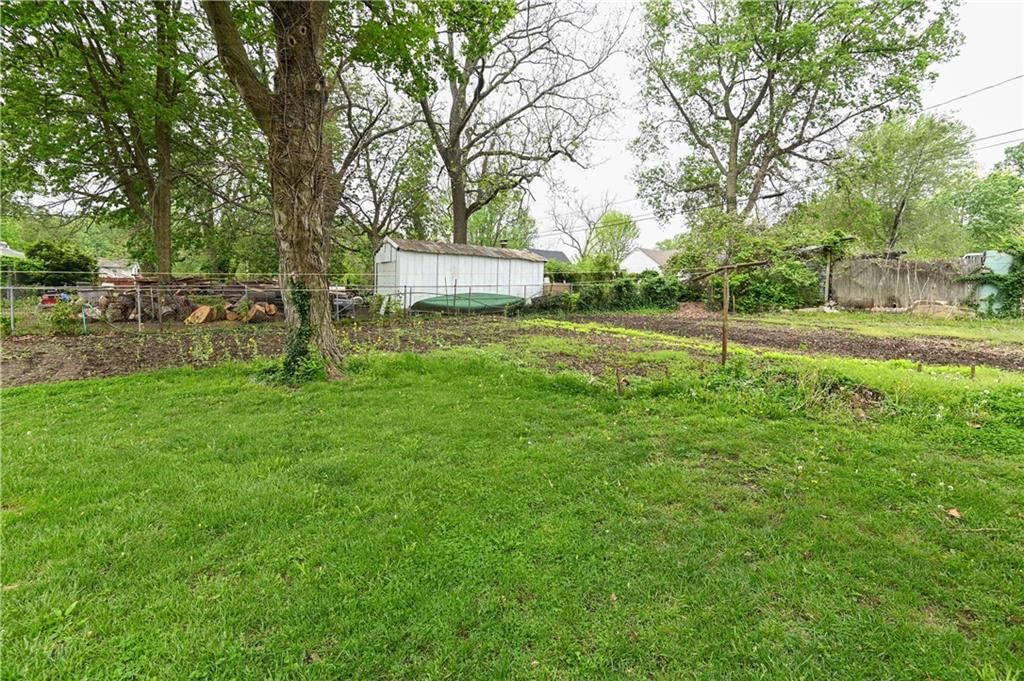 Photo 22 of 35 - 5300 Hardy Avenue