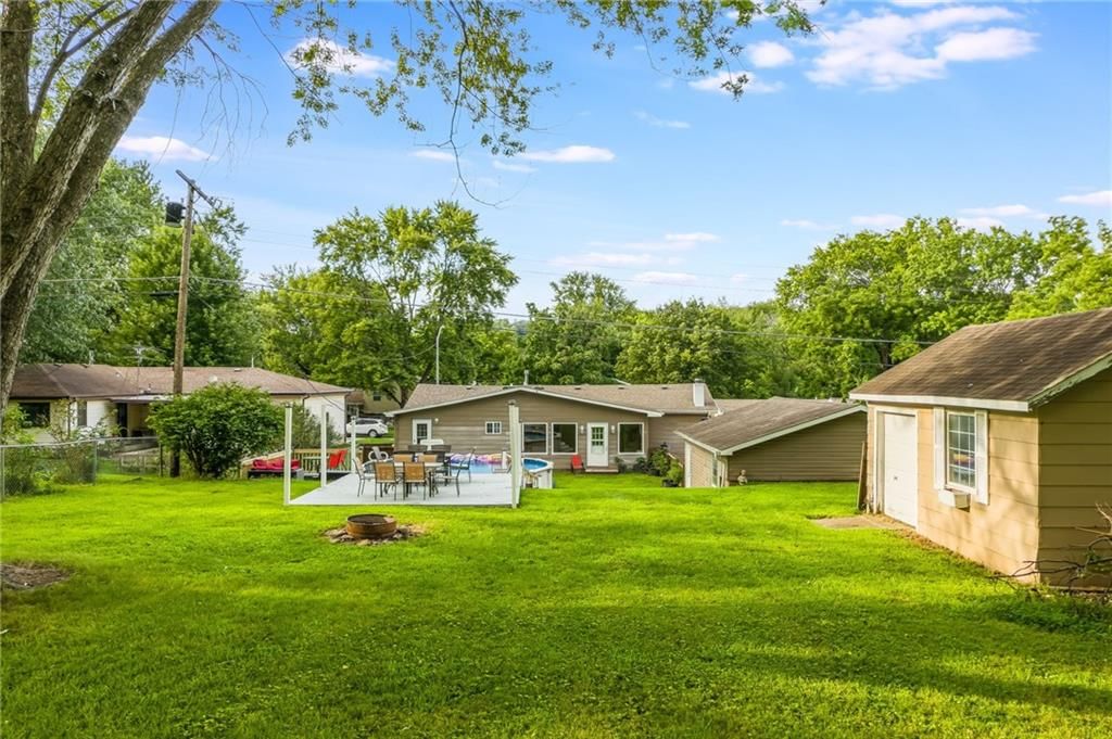 Photo 14 of 40 - 1618 Frankie Lane