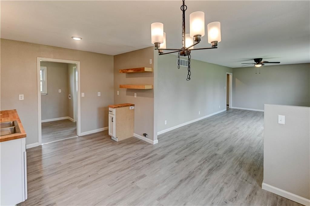 101 E Meadowbrook Court — photo 12