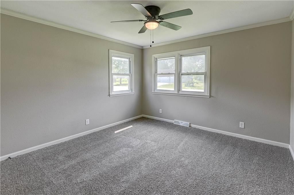 101 E Meadowbrook Court — photo 15