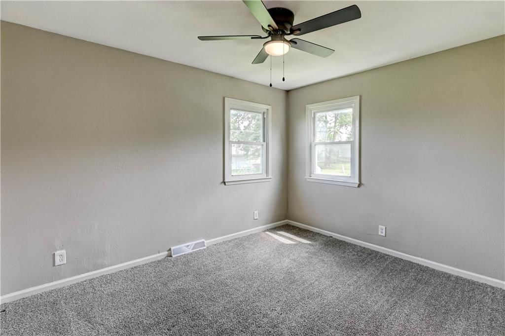101 E Meadowbrook Court — photo 21