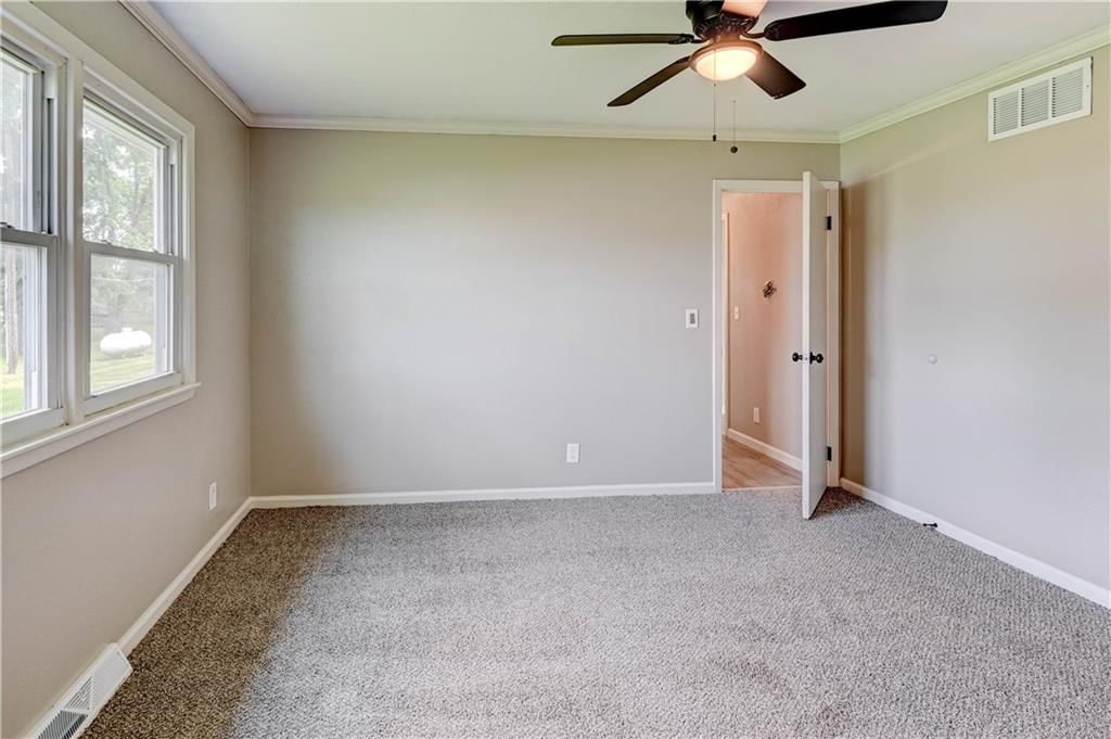 101 E Meadowbrook Court — photo 22