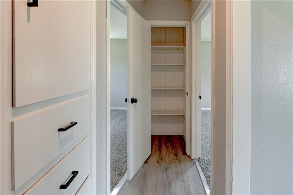 101 E Meadowbrook Court — photo 23