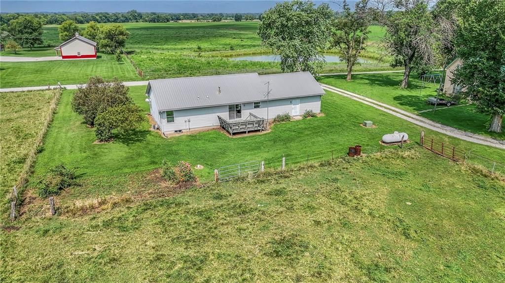 20909 & 20911 S Staley Mound Road — photo 57
