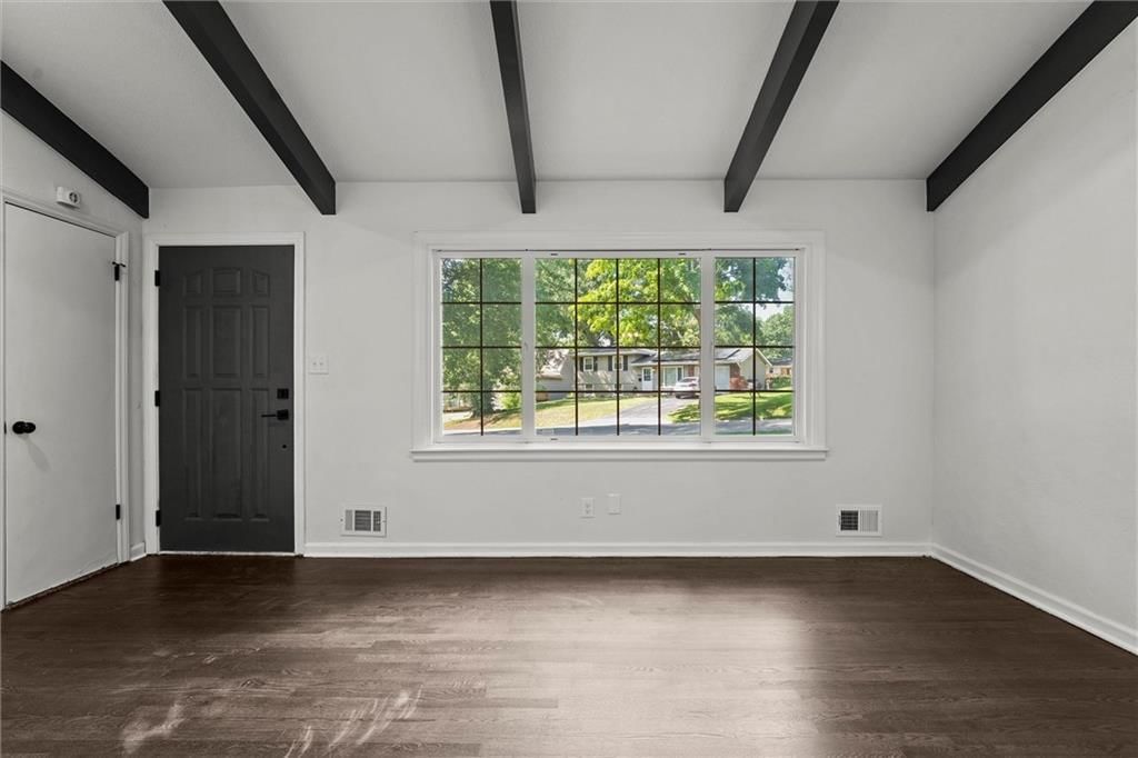 1601 NE 62nd Terrace — photo 3
